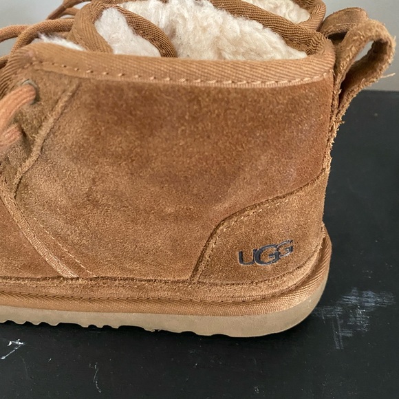 Ugg Boots with Laces - Picture 2 of 7